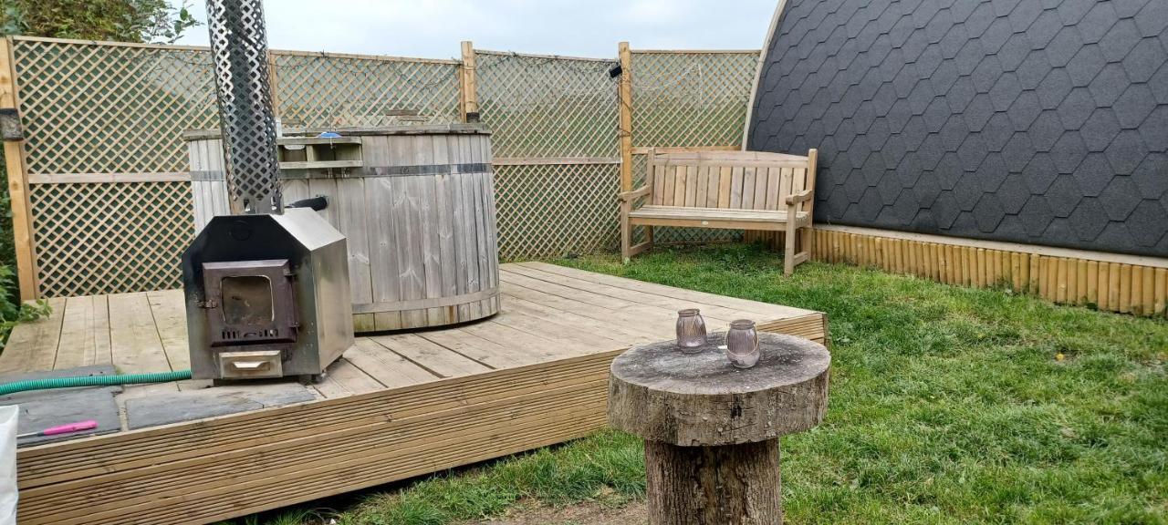 מלון באת' Norwell View Farm Glamping With Hot Tubs מראה חיצוני תמונה