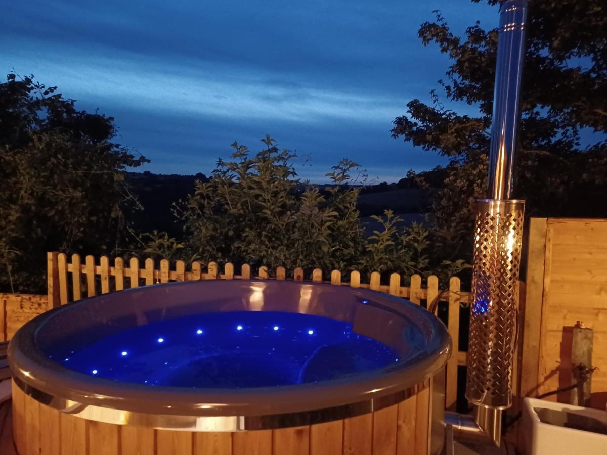 מלון באת' Norwell View Farm Glamping With Hot Tubs מראה חיצוני תמונה