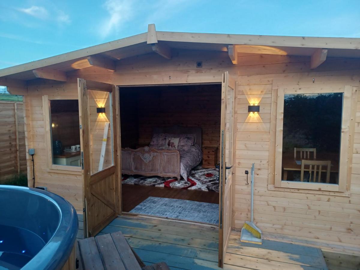 מלון באת' Norwell View Farm Glamping With Hot Tubs מראה חיצוני תמונה